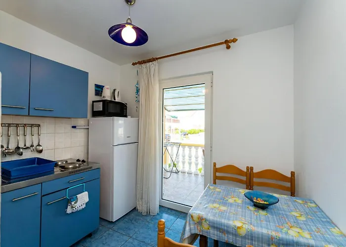 Cozy In With Wifi Apartment Razanac