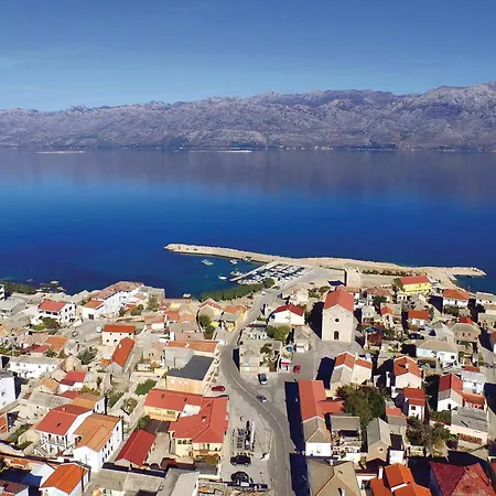 Appartamento Cozy In With Wifi Ražanac