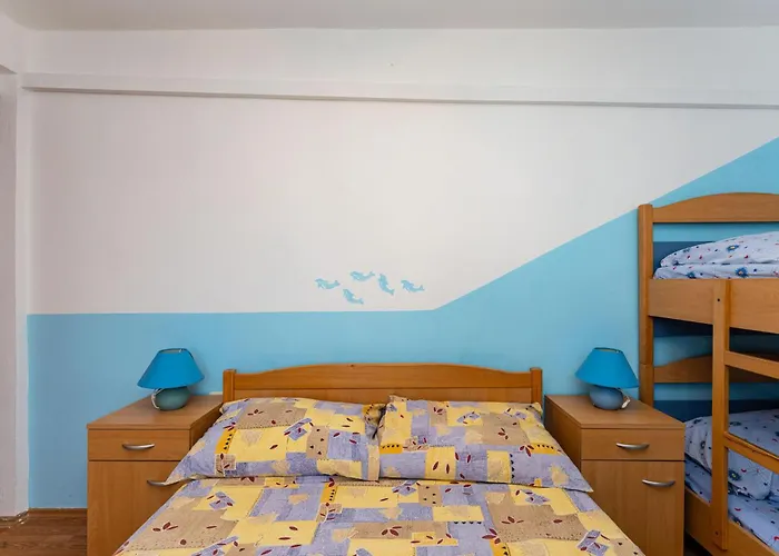 아파트 Cozy In With Wifi Ražanac